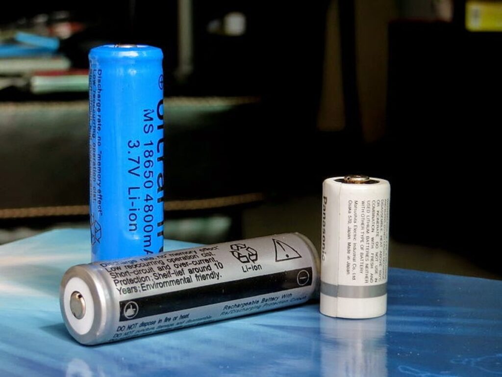 12v lithium automotive car battery